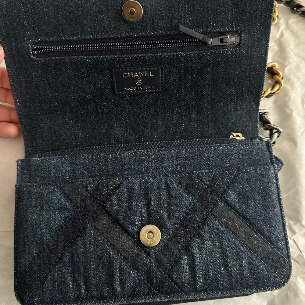Chanel Denim Quilted Chanel 19 Wallet On Chain WOC Blue Shoulder Bag Crossbody - Picture 5 of 11